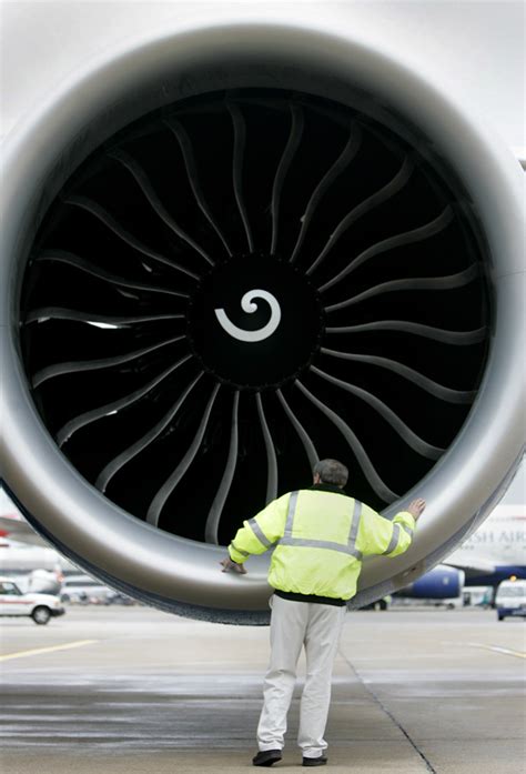 A Single Boeing 777 Engine Delivers Twice the Horsepower of All the Titanic's - The Atlantic