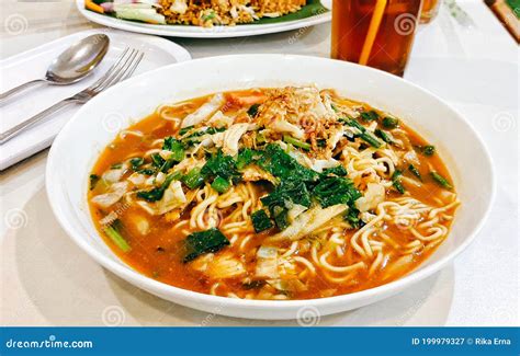 Bakmi jawa stock image. Image of food, bakmi, vegetable - 199979327