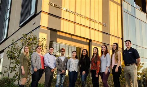 Jordan College introduces third honors cohort - Fresno State News