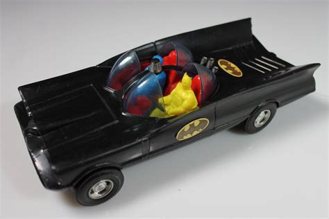 Simms Batmobile Vintage 1966 Plastic Car