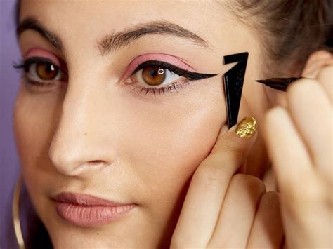 Winged Eyeliner Hacks: How to Get the Perfect Cat Eye | Makeup.com