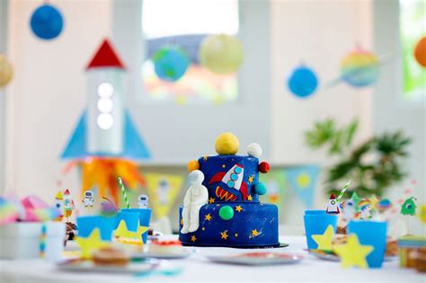 Out of This World: How to Throw a Space-Themed Party - STATIONERS