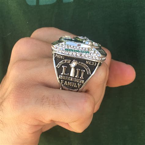 Eagle Gallery: Philadelphia Eagles Super Bowl Ring Replica