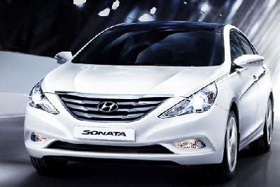 Hyundai Sonata 2.4 Limited 2010. Pictures. Specs.