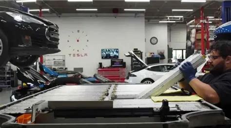 Read About Tesla Model S Battery Replacement Cost