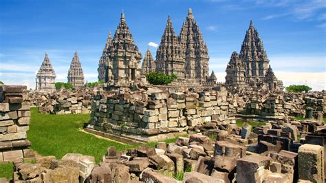 Prambanan Temple Pictures: View Photos & Images of Prambanan Temple