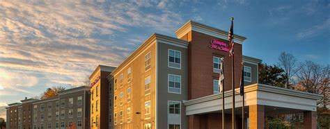 Hampton Inn and Suites Exeter, Portsmouth - HotelTonight