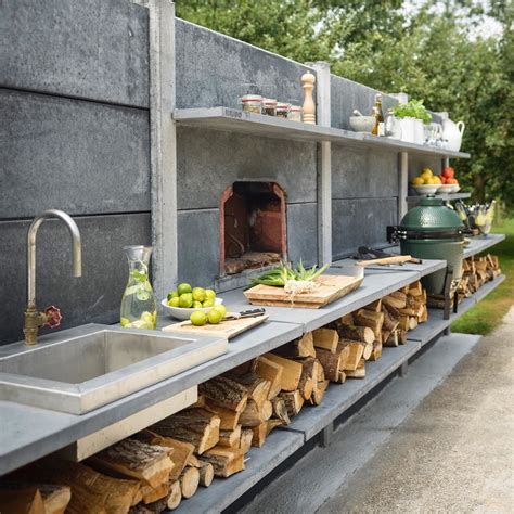 Outdoor Kitchen | Building an Outdoor Kitchen | HouseLogic