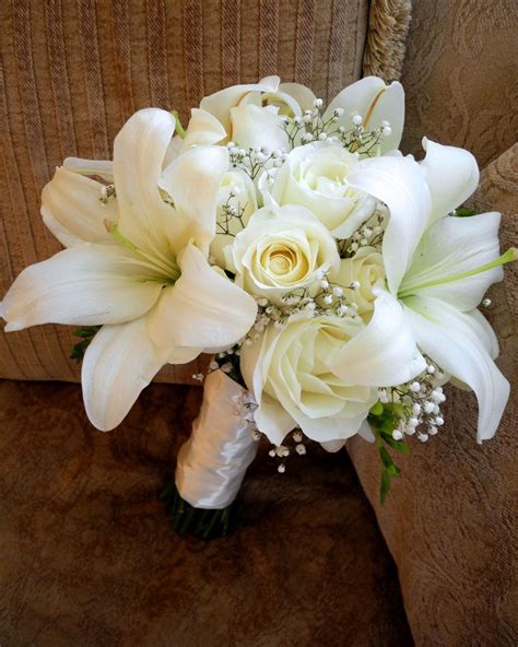 The Flower Girl Blog: white bridal bouquet