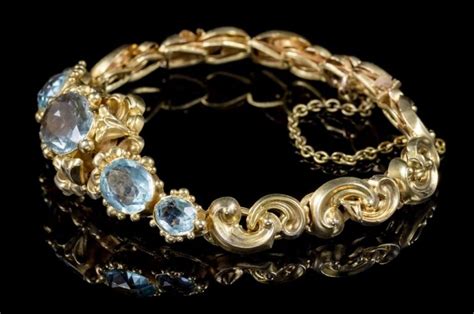 Classic Antique Gold Bracelets for Women