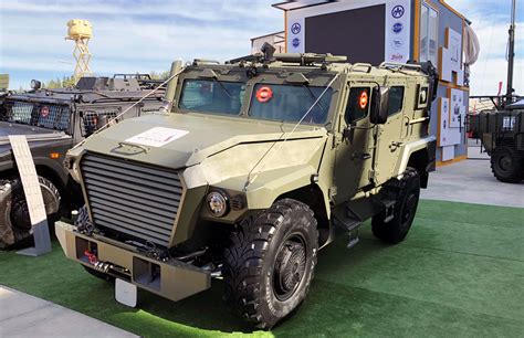 Russia unveils AMN-2 Atlet 4x4 light utility vehicle - EDR Magazine