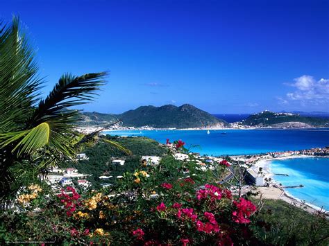 Free Caribbean Beach Wallpaper - WallpaperSafari