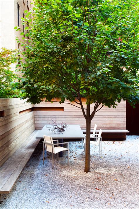 22 Gardens Beautifully Enhanced by Trees | Houzz NZ