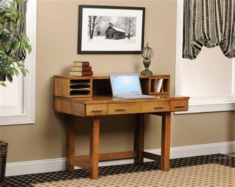 10 Small Office Desk Ideas For People With Limited Space - Housely