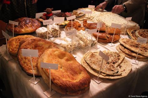 Int'l Bread Festival starts in Baku [PHOTO]