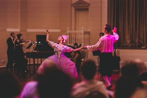 Baroque dance music comes alive - Seesawmag