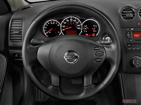 2010 Nissan Altima: 11 Interior Photos | U.S. News