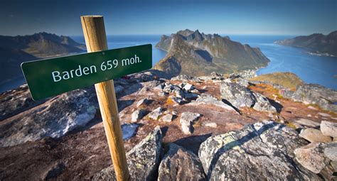 Barden on Senja island - hiking locals' favourite mountain | Stunning Outdoors