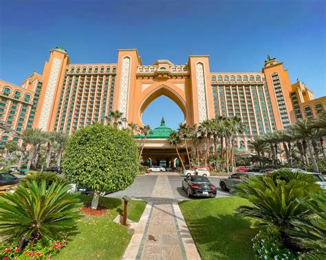 Hotel Review: Experience Luxury at Atlantis The Palm, Dubai