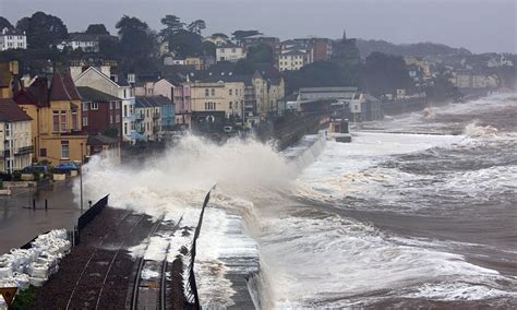 est100 一些攝影(some photos): Storms, rain and gale force winds, damaged tracks, Rail emergency ...