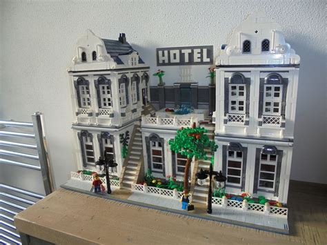 LEGO - MOC - Grand Hotel - Catawiki