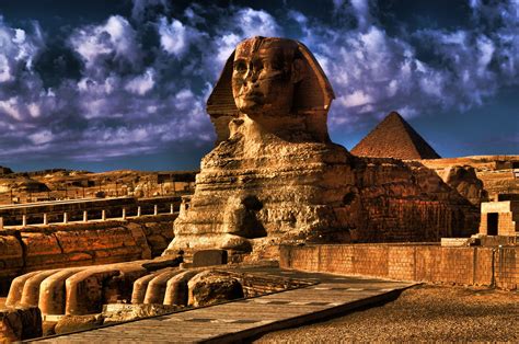 How old is the Great Sphinx? | African History Books