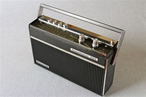 GRUNDIG TRANSISTOR 305 - Radio Retro