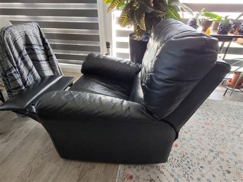 Leather Ikea Recliner | Chairs & Recliners | Kitchener / Waterloo | Kijiji