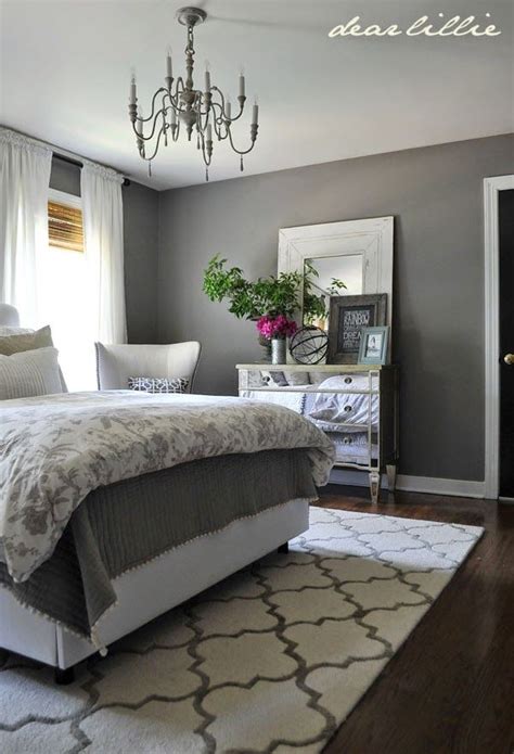 What Color To Paint Walls With Gray Bedding - Home Decor