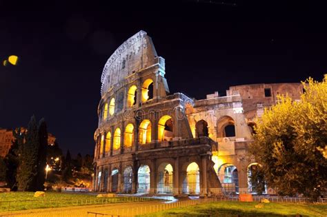 Coliseum nightshot stock image. Image of night, rome - 22834731