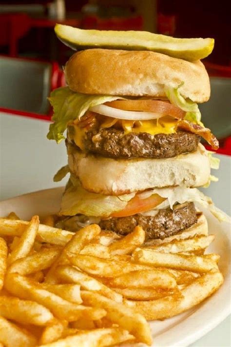 Fast Food Burgers Near Me / Fast Food Near me vs Natural Healthy Products ... / Explore other ...