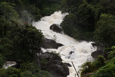 Treks and travels: Unnamed waterfalls of Munnar