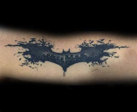 Arriba 76+ imagen batman logo tattoo designs - Abzlocal.mx