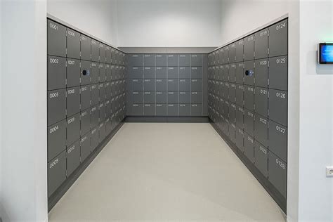 Student and staff lockers (Nova College) - Workplace Smart Lockers