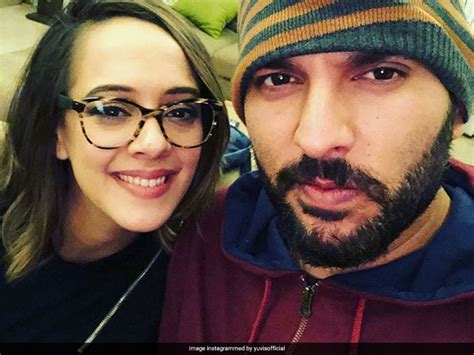 Yuvraj Singh Praises Wife Hazel Keech For Setting Family Goals | Cricket News