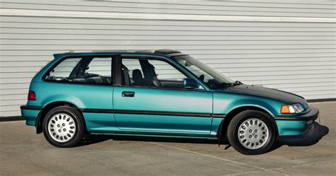 10 Things Only True JDM Fans Know About The 4th-Gen Civic