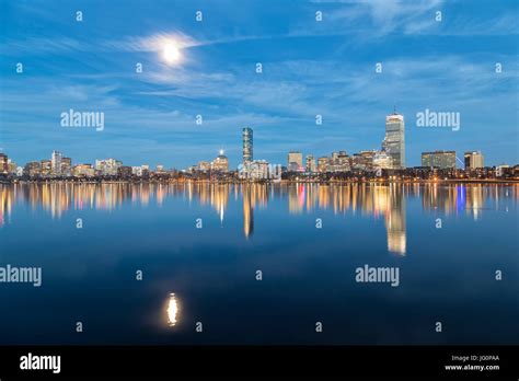 Boston Skyline Night Stock Photo - Alamy