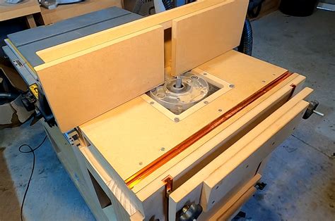 How to Cut Perfect Circles on the Router Table with a Circle Jig