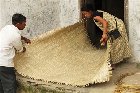 D'source Design Gallery on Mat Weaving Process - Meghalaya - Household ...