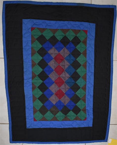 AMISH AND MENNONITE VINTAGE QUILTS PAGE 19 – Antique Quilts Marie Miller