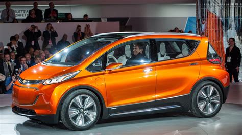 Chevrolet Bolt Electric Car Concept Video