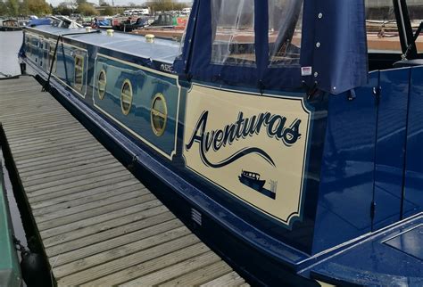 Cherilton Narrowboats are Narrowboat Builders based in Shardlow Marina, Derby - Painting