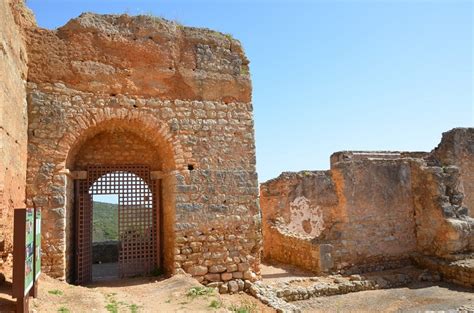 Paderne Castle (Castelo Paderne) - Portugal Confidential