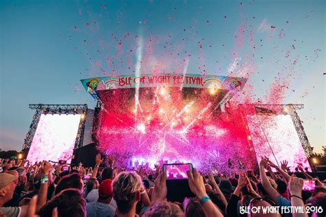 TOP 30 UK Music Festivals To Experience Before You Die [2020]