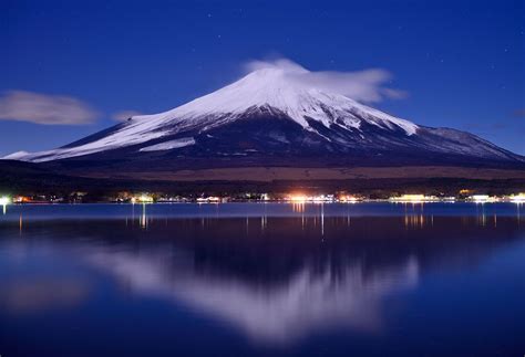 awesome A Night View Of Mount Fuji In Japan | Mount fuji, Background images, Fuji