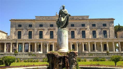 Corfu Historical Walking Tour | Corfu Island - Grekaddict.com .com