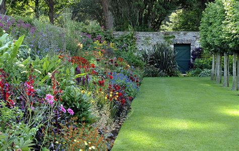 Glenarm Walled Garden Northern Ireland | Fasci Garden