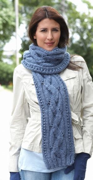 Free Easy Pattern For Super Chunky Cable Knit Scarf | Knitting Things