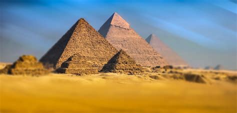 Full View of the Pyramids in Giza, Egypt image - Free stock photo - Public Domain photo - CC0 Images