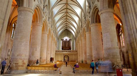 Gloucester Cathedral Tours - Book Now | Expedia